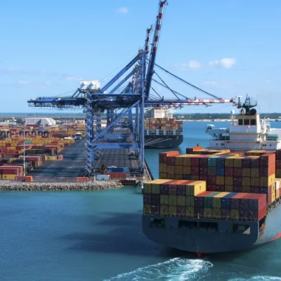 Internacional China a Perú LCL FCL Ocean Sea Freight Forwarder Tarifas de carga de envío